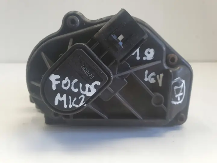 Ford Focus MK2 II 1.8 16V PRZEPUSTNICA 4M5G-ED