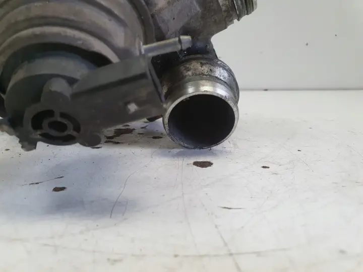 Volvo XC60 S60 V60 II 2.0 D3 TURBOSPRĘŻARKA turbo 31493379