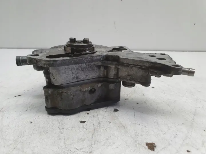 Skoda Fabia I 1.9 TDI 99-08r POMPA VACUM wakum LUK 038145209E
