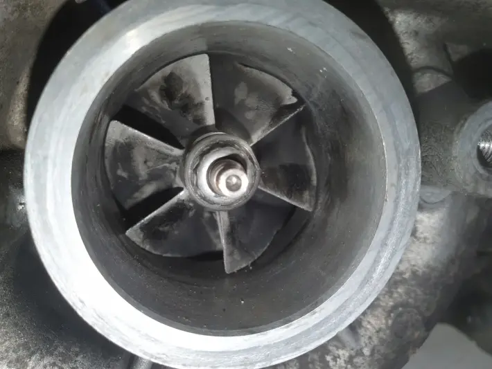 Volvo S40 II V50 2.0 D TURBOSPRĘŻARKA 9662464980