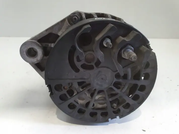 Opel Vectra C 1.9 CDTI ALTERNATOR denso 93169028 105A