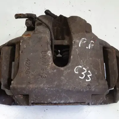BMW E60 PRZEDNI ZACISK HAMULCOWY prawy przód PASAŻERA 943 42/36