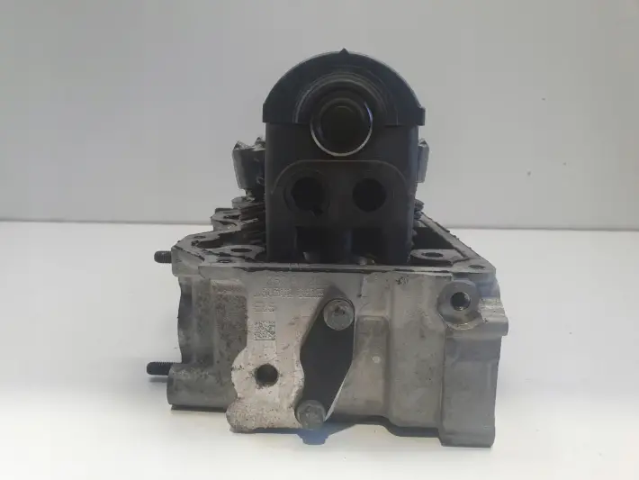 Mercedes W169 1.5 8V GŁOWICA CYLINDRÓW R2660160401