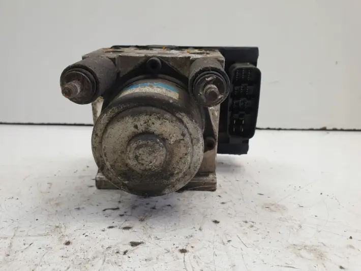 Nissan NQR 5.2 D POMPA ABS hamulcowa TK-ISZ7P2-24