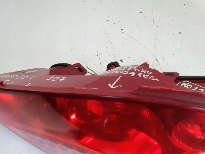 Peugeot 207 HB TYLNA LAMPA PRAWA prawy tył pasażera 9649986580