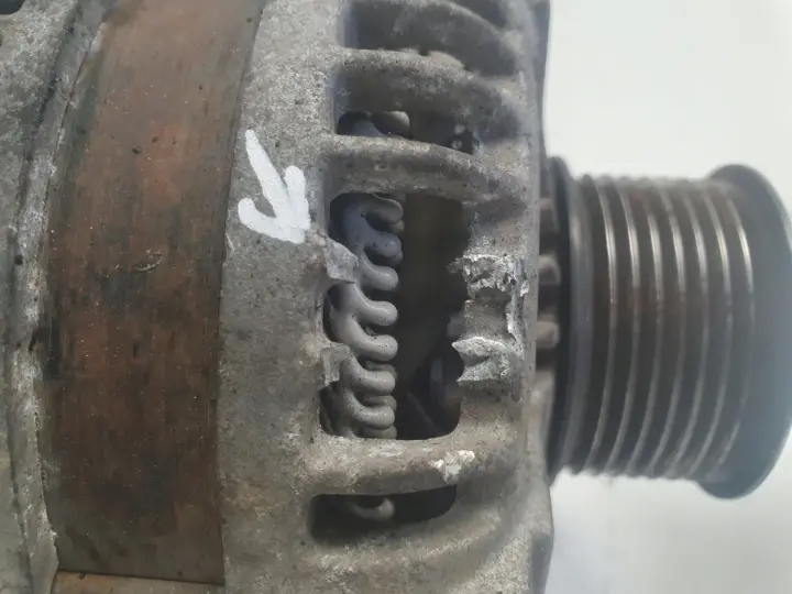 Land Rover Discovery III 2.7 TD V6 ALTERNATOR