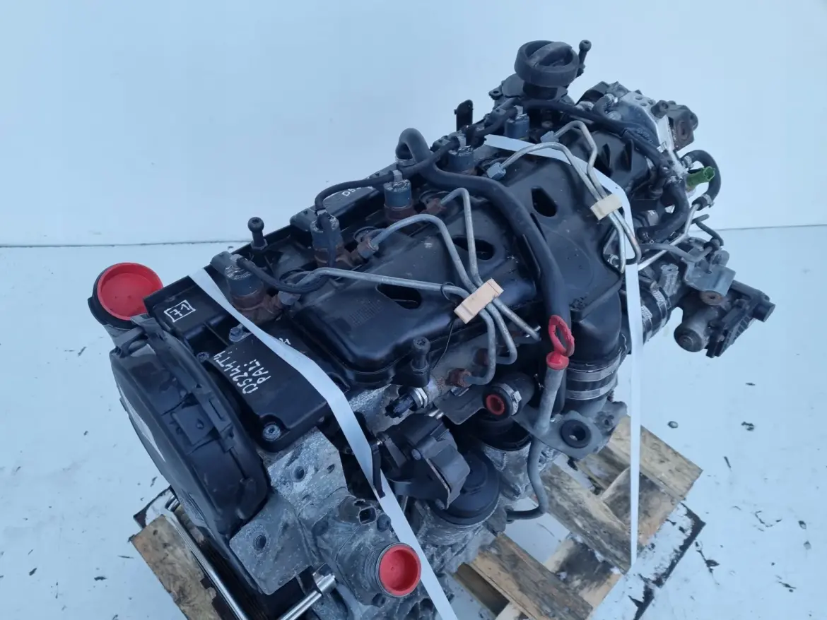 SILNIK KOMPLET Volvo V70 III 2.4 D5 185KM z łapą D5244T D5244T4
