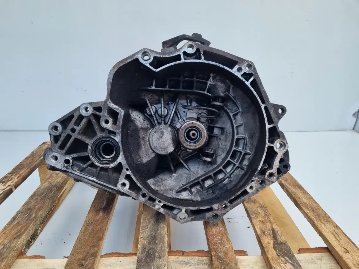 Opel Vectra C 1.6 1.8 16V SKRZYNIA BIEGÓW F17C374 manualna