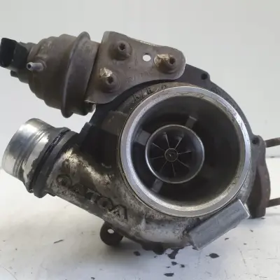 Volvo V40 II 2.0 D3 TURBOSPRĘŻARKA turbo 31380131