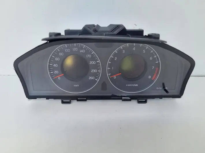 Volvo S80 II V70 III XC70 II 2.0 16V LICZNIK ZEGARY Europa 30786622AB