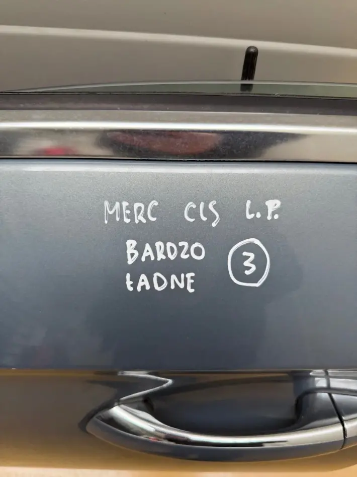 Mercedes CLS C219 W219 PRZEDNIE DRZWI LEWE lewy przód ŁADNE