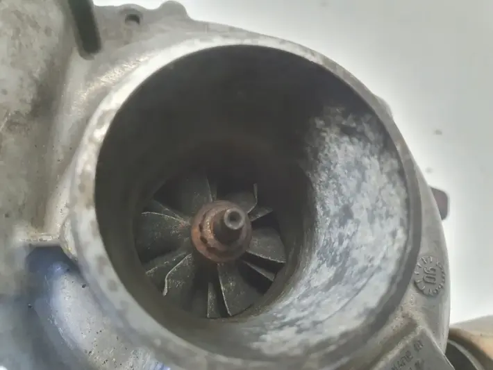 Citroen C4 C5 Peugeot 207 307 1.6 HDI TURBOSPRĘŻARKA turbo 9663199280 109KM