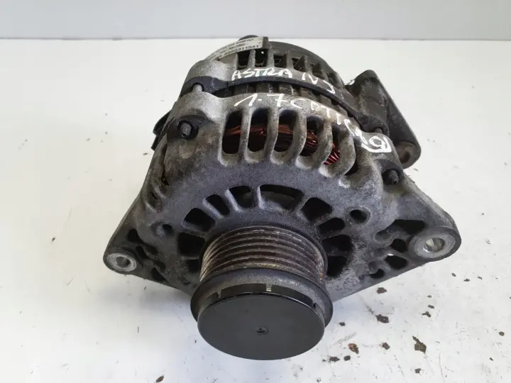 Opel Astra IV J 1.7 CDTI ALTERNATOR 8980311541 100A