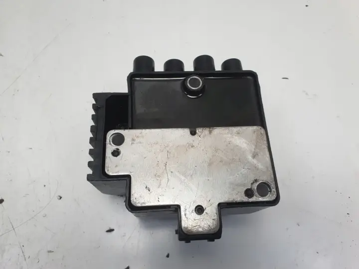 Opel Astra F 1.4 8V CEWKA ZAPŁONOWA BAEQ046