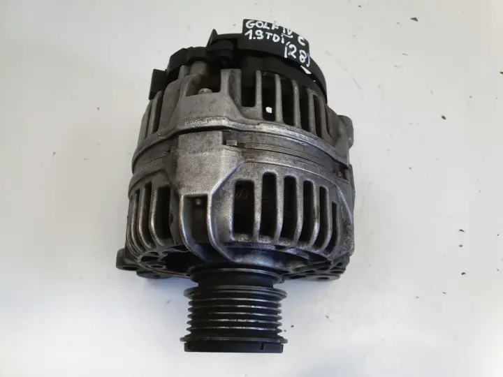 VW Golf IV 1.9 TDI ALTERNATOR 038903023K 70A bosch