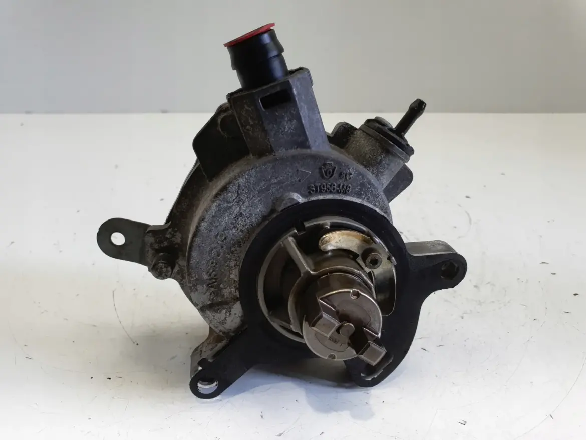 Ford Focus MK3 1.0 EcoBoost POMPA VACUM wakum