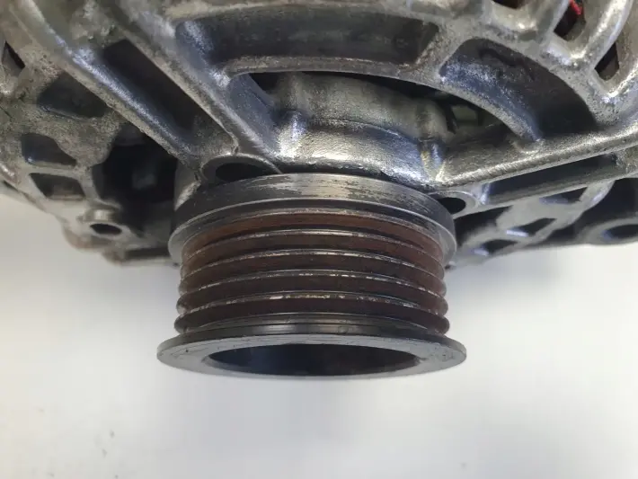 Opel Zafira A 1.6 16V ALTERNATOR 0124425022 ZP