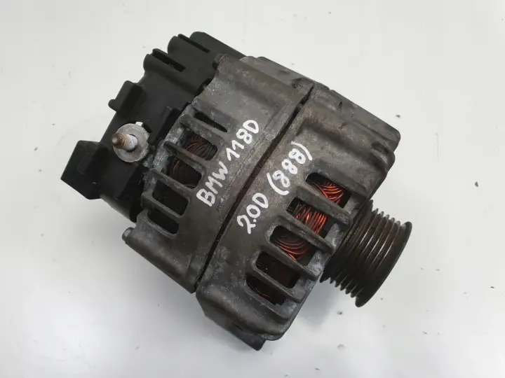 BMW E87 E90 2.0 D ALTERNATOR valeo 7802261 AL04 180A