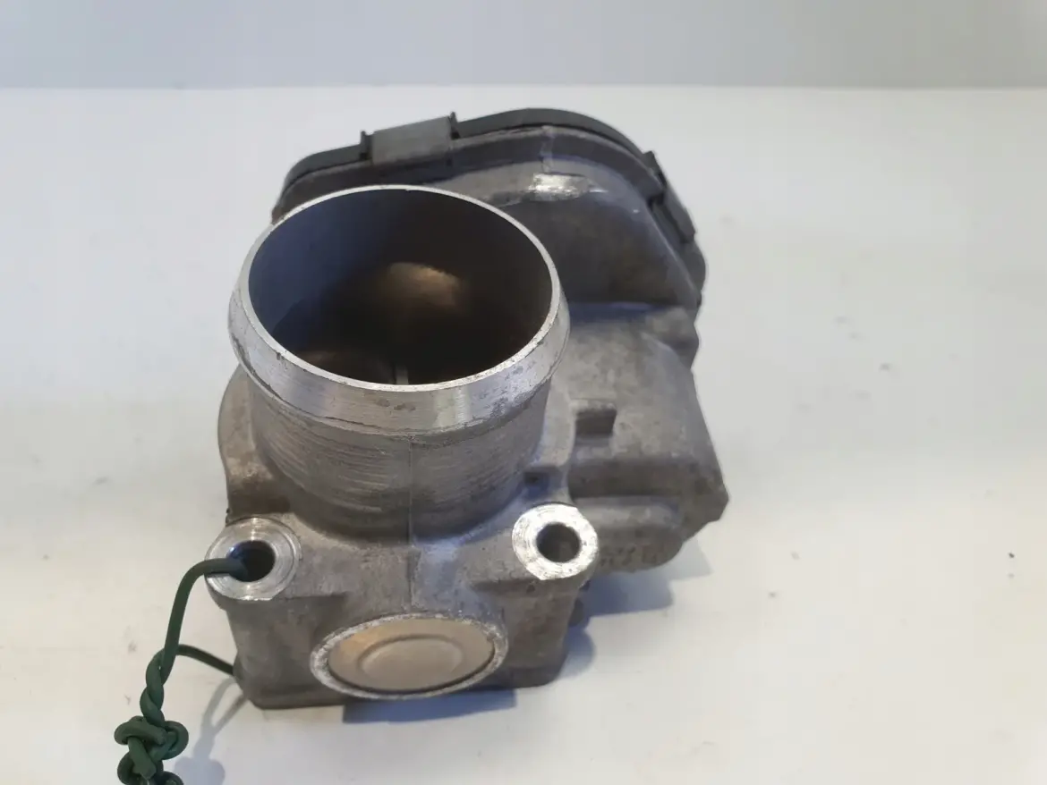 Volvo V60 S60 II 1.6 D2 PRZEPUSTNICA 28275019 9673534480