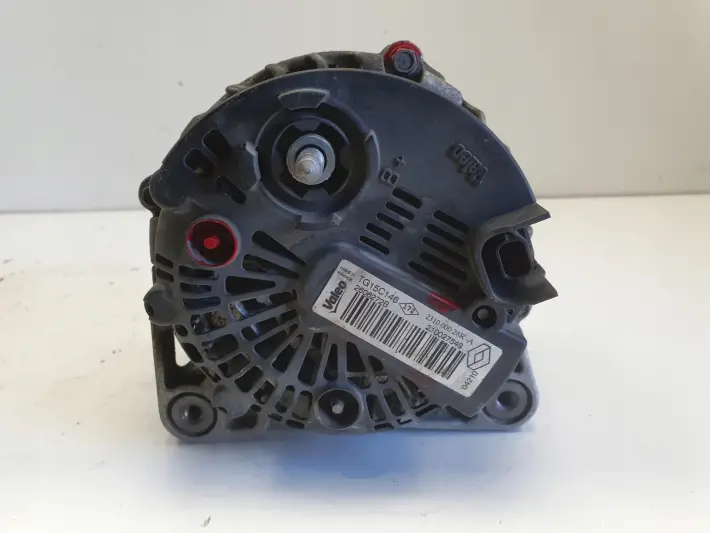 Renault Megane III 1.5 DCI ALTERNATOR 231000026R valeo