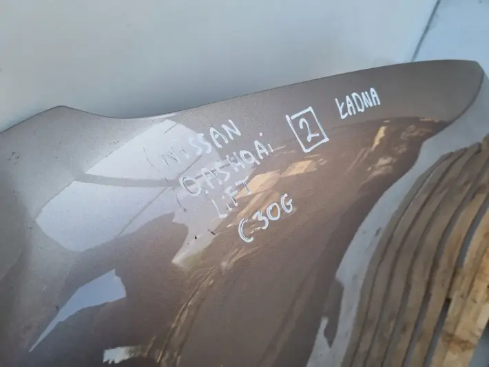 Nissan Qashqai J10 LIFT 09-13r PRZEDNIA MASKA POKRYWA SILNIKA ŁADNA C30G