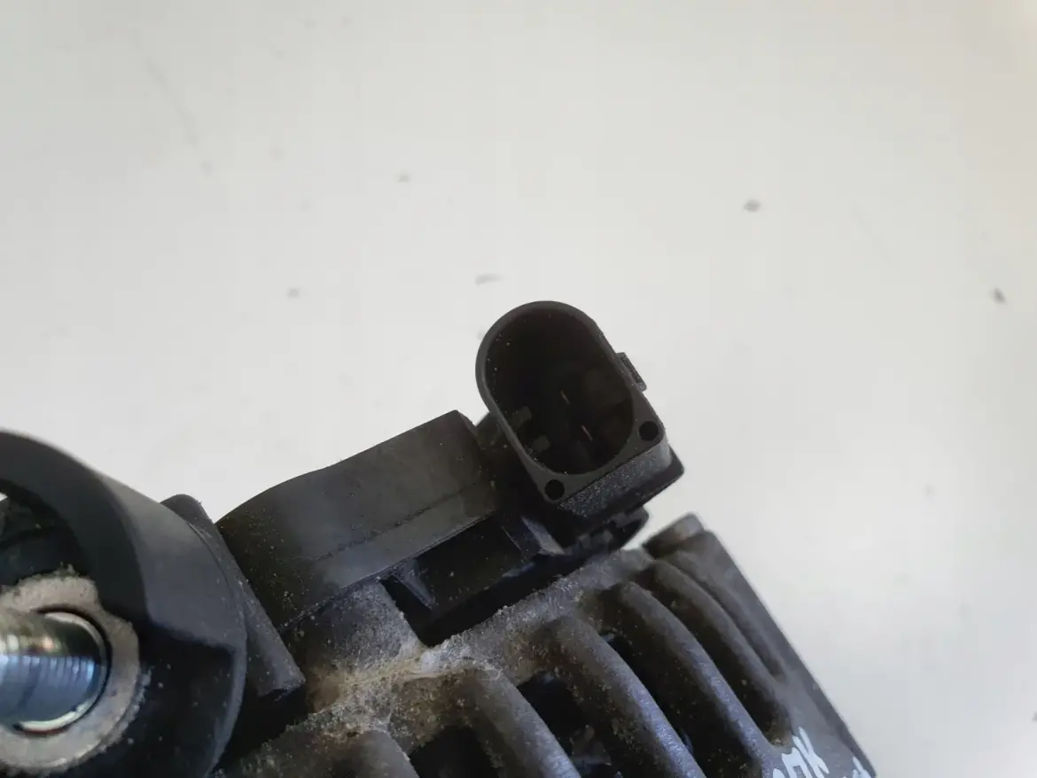 Ford S-Max 2.0 TDCI ALTERNATOR 0121615009