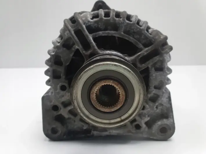 Renault Clio III 1.5 DCI ALTERNATOR 0124425071