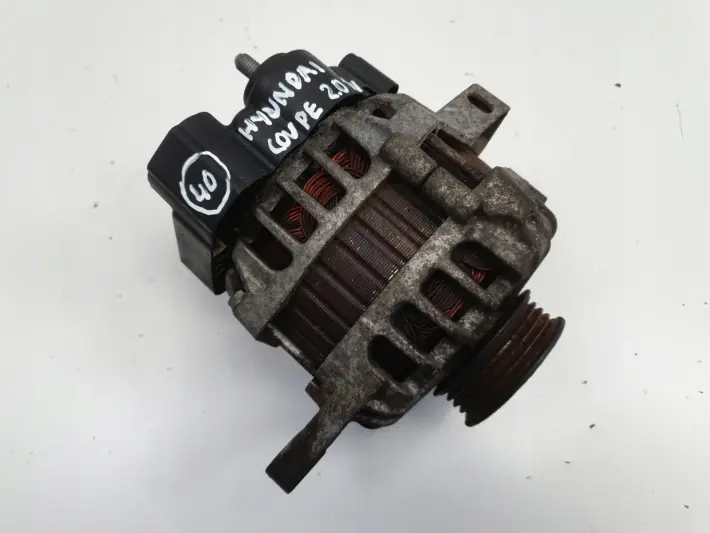 Hyundai Coupe II 2.0 16V ALTERNATOR valeo 2655635 90A