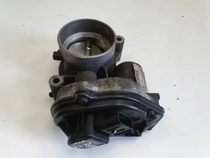 Ford C-Max 1.8 16V 03-10r PRZEPUSTNICA 4M5G-FA 1141902