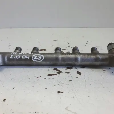 Volvo V70 III XC70 II lift 2.0D D4 LISTWA WTRYSKOWA 31303612