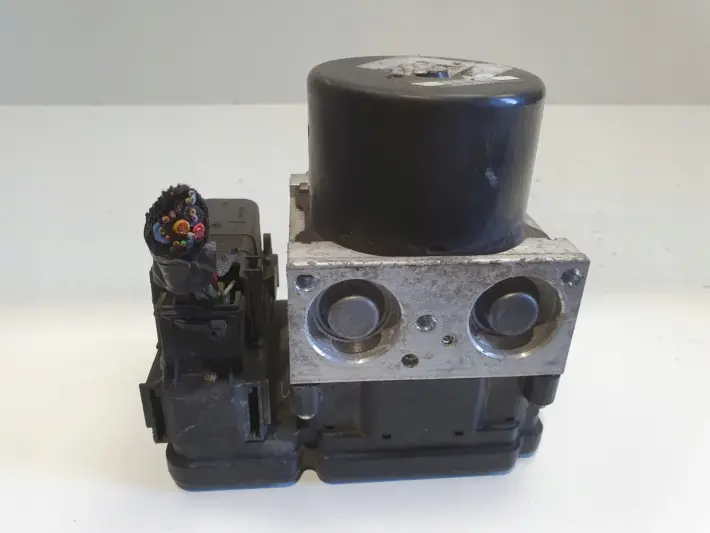 Ford Focus MK3 POMPA ABS hamulcowa BV61-2C405-AF