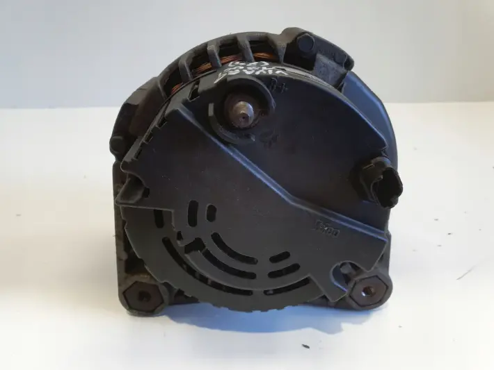 Opel Vivaro 1.9 DCI ALTERNATOR VALEO