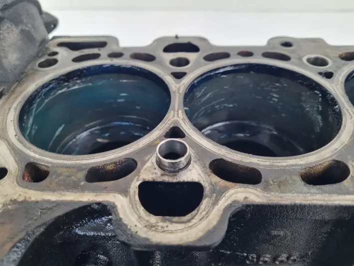 DÓŁ SILNIKA BLOK WAŁ TŁOKI MISKA BMW E90 E91 2.0 D DIESEL M47D20 204D4