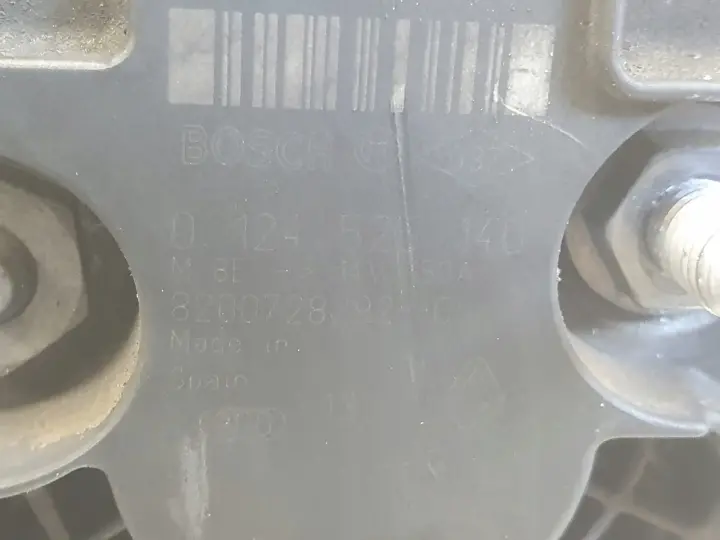 Nissan Qashqai 1.5 DCI ALTERNATOR bosch 0124525140 150A 8200728292-C