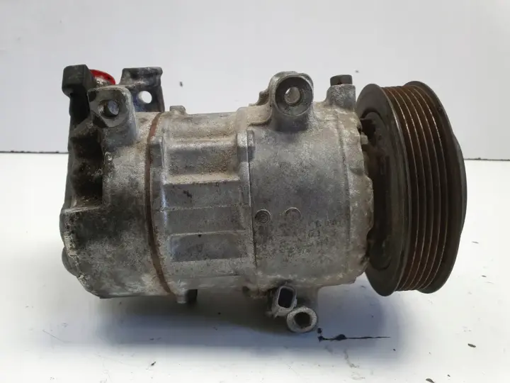 Nissan Qashqai 1.5 DCI SPRĘŻARKA KLIMATYZACJI pompa 926004EA04