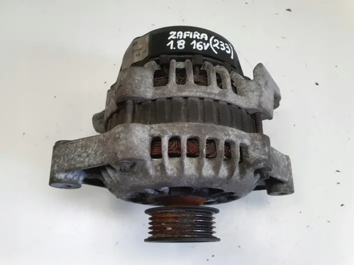 Opel Zafira A 1.8 16V ALTERNATOR 93186485