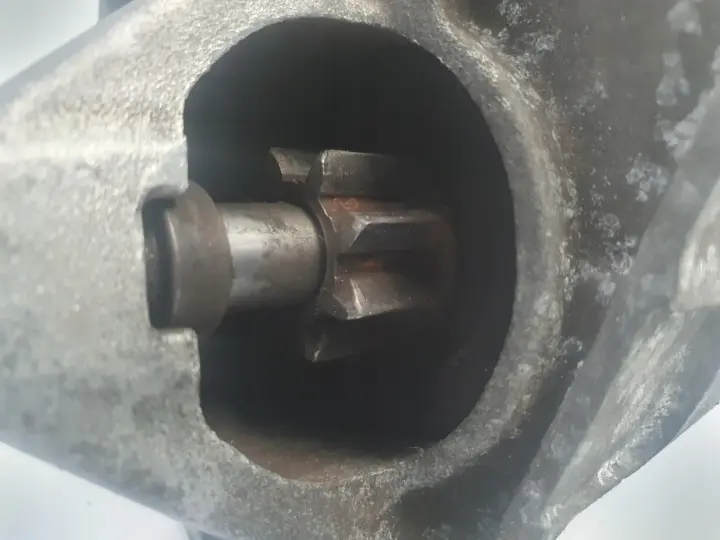 Renault Clio III 1.4 16V ROZRUSZNIK 8200584837 M000T45371ZT