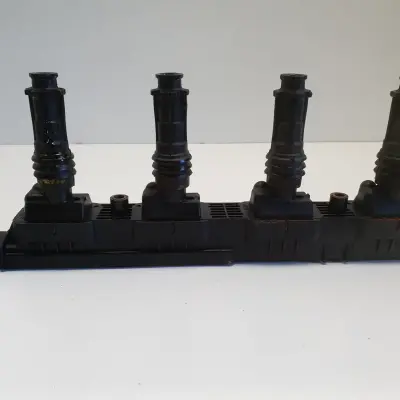 Opel Corsa C 1.2 16V CEWKA ZAPŁONOWA 0221503472