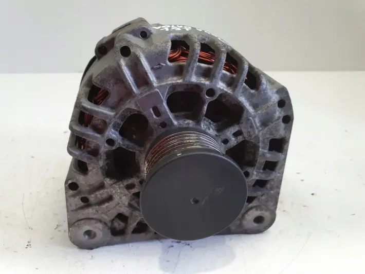 Volvo S40 V40 1.9 DCI ALTERNATOR valeo 8200162474 125A