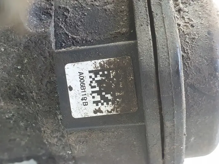 Toyota C-HR TYLNY ZACISK HAMULCOWY prawy tył A006B119B