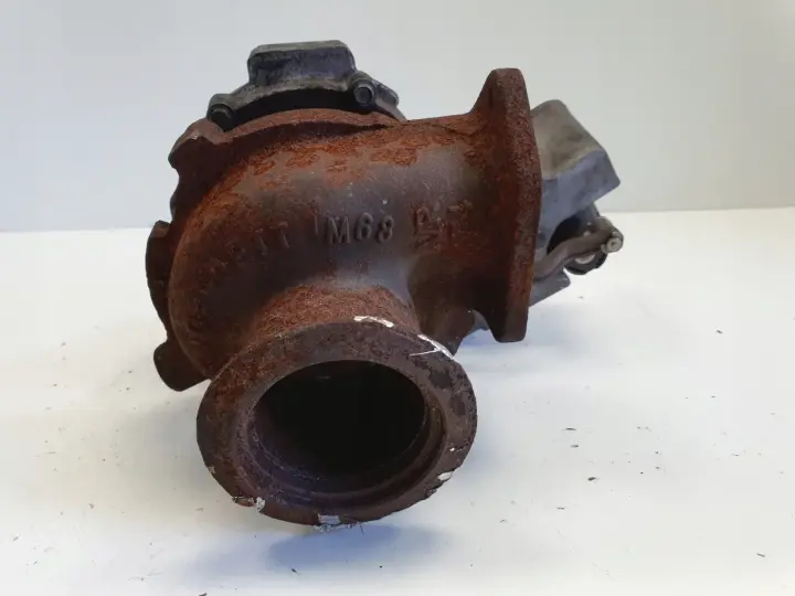 BMW E87 E90 E91 2.0 D N47 TURBOSPRĘŻARKA turbo 7810189C
