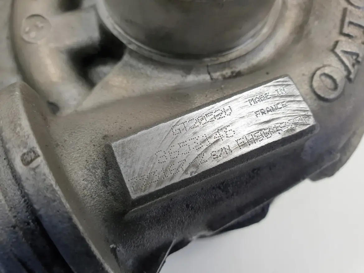Volvo S60 V70 2.4 D5 TURBOSPRĘŻARKA turbo 8653146