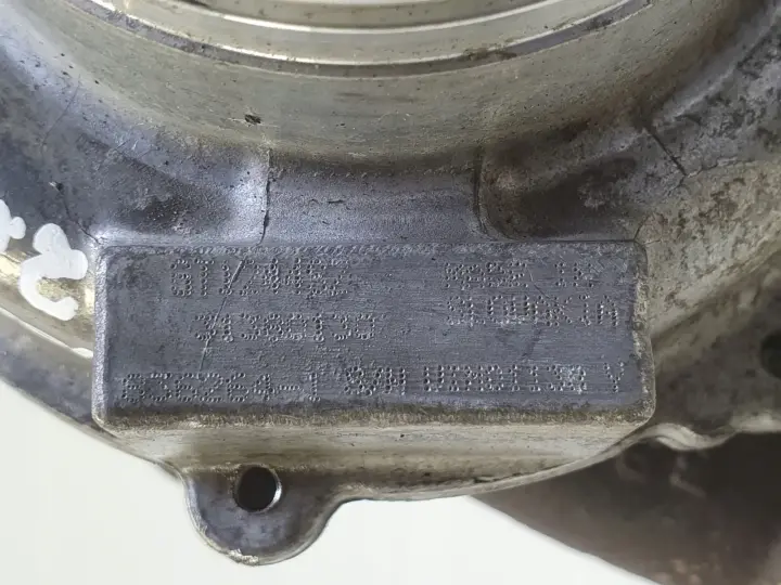 Volvo V40 II 2.0 D D2 TURBOSPRĘŻARKA turbo 31380130