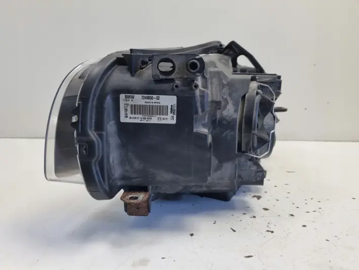 BMW E87 04-11r PRZEDNIA LAMPA PRAWA PRAWY PRZÓD 7249650-02