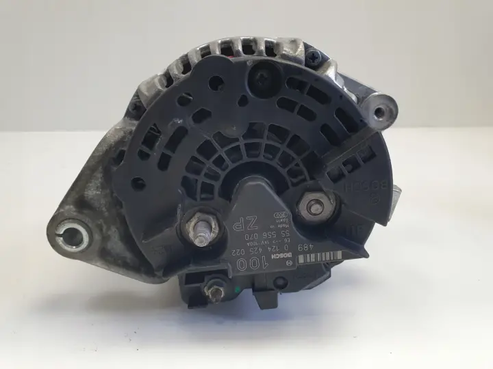 Opel Zafira A 1.6 16V ALTERNATOR 0124425022 ZP
