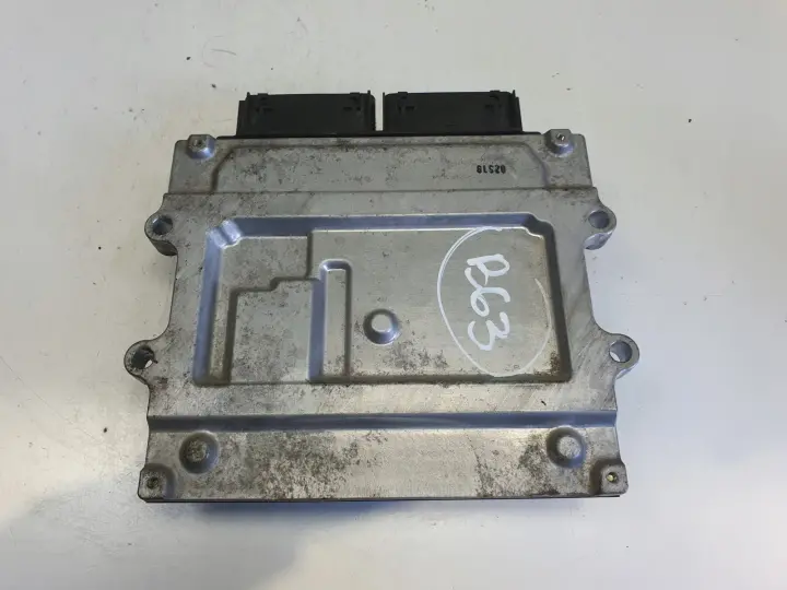 Volvo V40 II 2.0 D STEROWNIK SILNIKA komputer 31312486