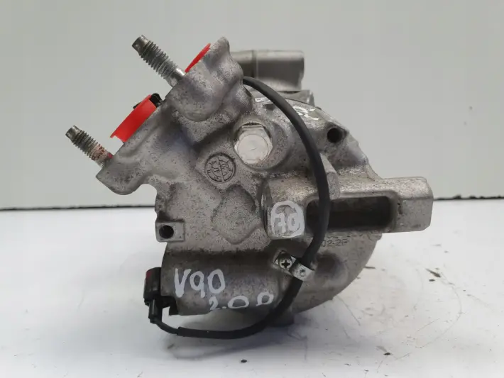 Volvo V40 II 1.5 T2 SPRĘŻARKA KLIMATYZACJI pompa 31469966