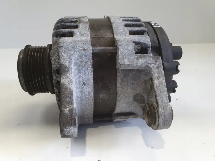 Opel Astra IV J 1.7 CDTI ALTERNATOR 100A 13500186
