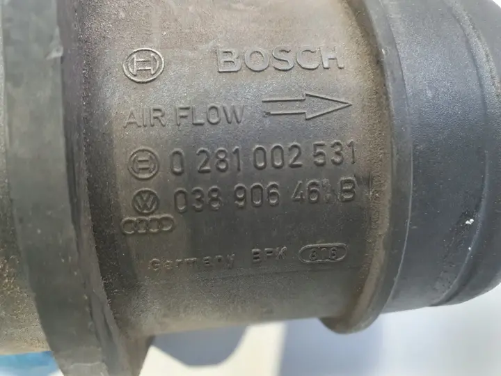 Audi A3 8L 1.9 TDI PRZEPŁYWOMIERZ POWIETRZA 0281002531 038906461B