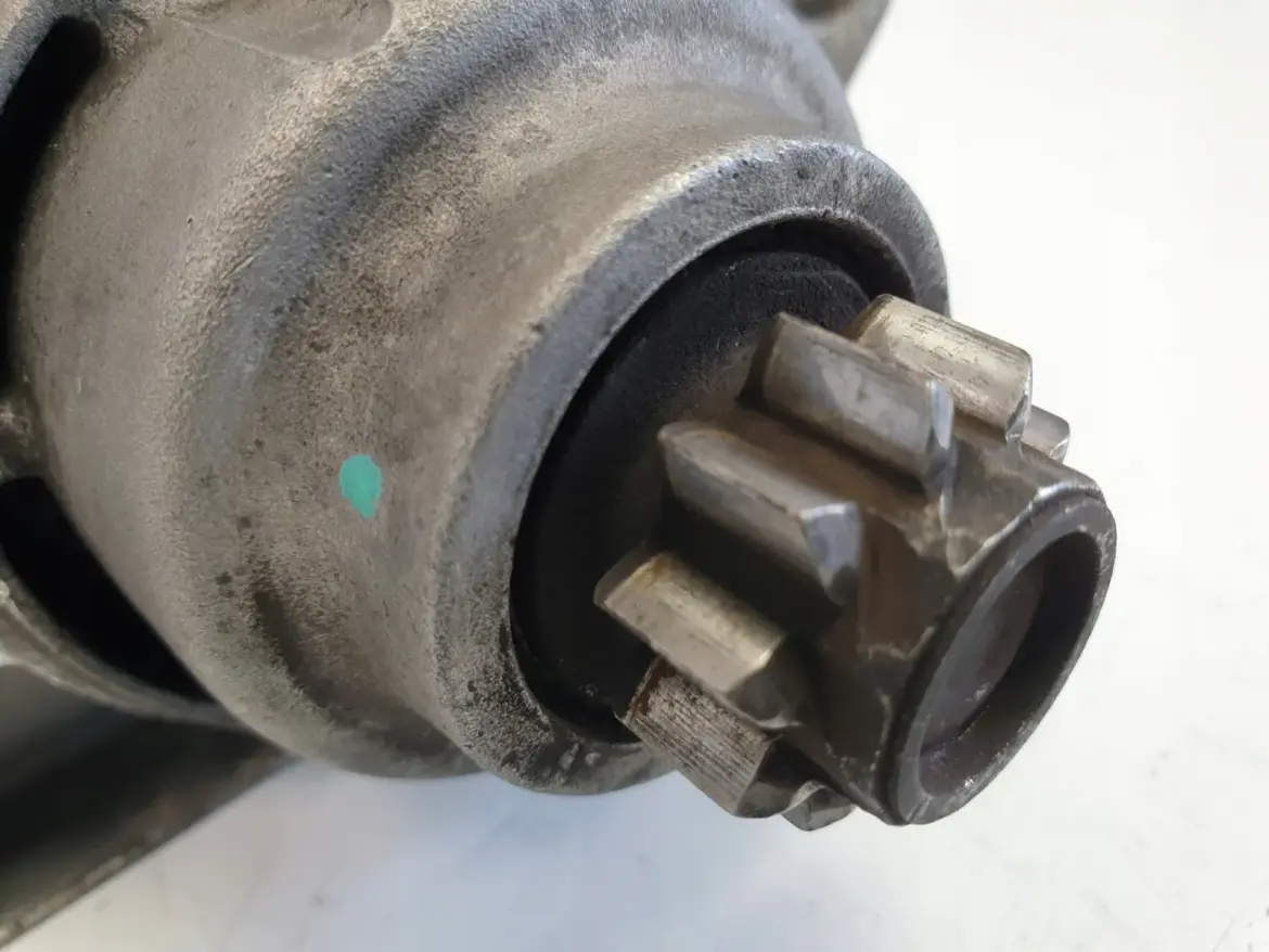 Vw Golf V 1.6 FSI ROZRUSZNIK valeo 02T911023S